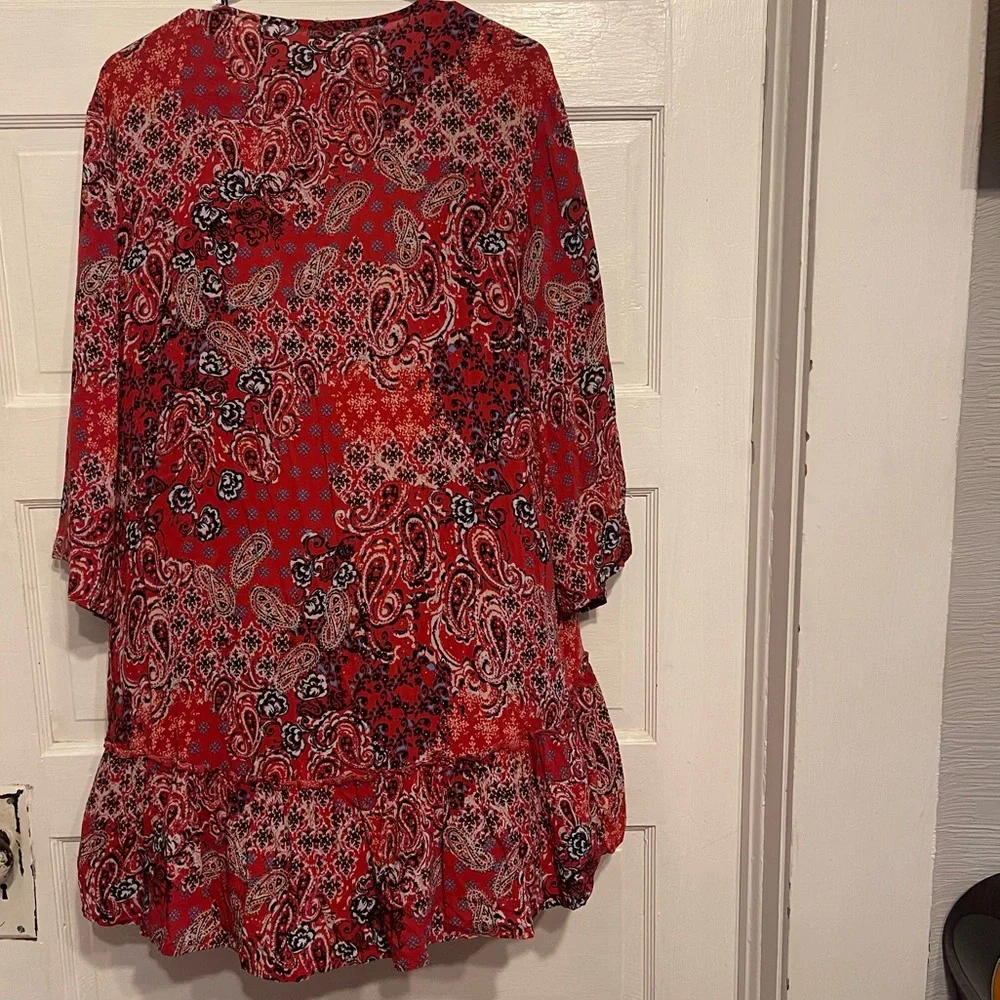Maurices Red Paisley Kimono - Picture 4 of 4